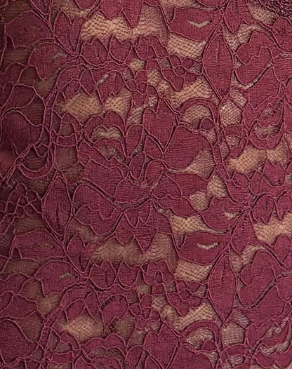 Lihat Top in Lace Burgundy with Pink Binding