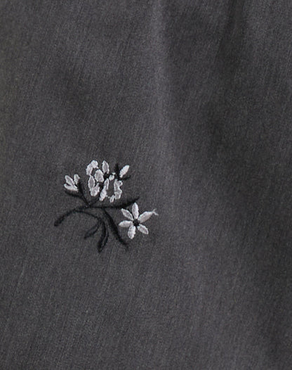 Rata Shorts in Floral Embroidered Charcoal